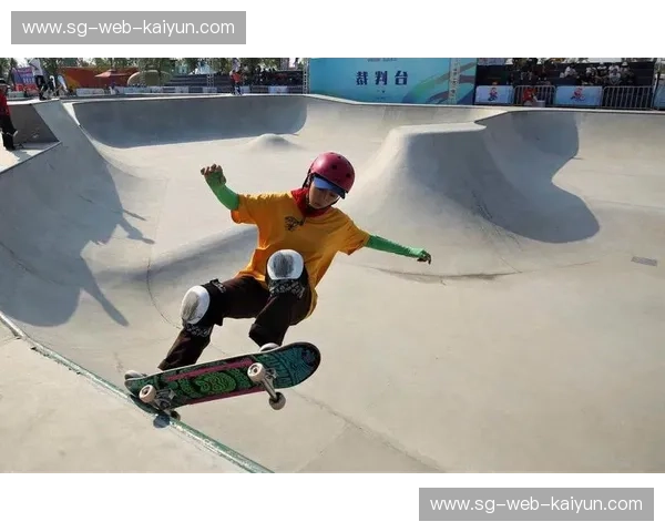 赛程滑板——速度与自由的城市新契机